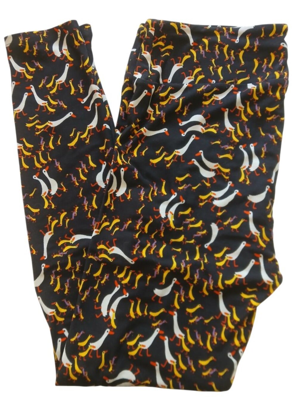 LuLaRoe Buttery Soft Leggings Black with Geese Womens Size Tall & Curvy  #016